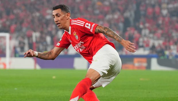 LISBON, PORTUGAL - OCTOBER 2: Angel Di Maria of SL Benfica in action during the UEFA Champions League 2024/25 League Phase MD2 match between SL Benfica and Atletico de Madrid at Estadio da Luz on October 2, 2024 in Lisbon, Portugal. (Photo by Gualter Fatia/Getty Images)