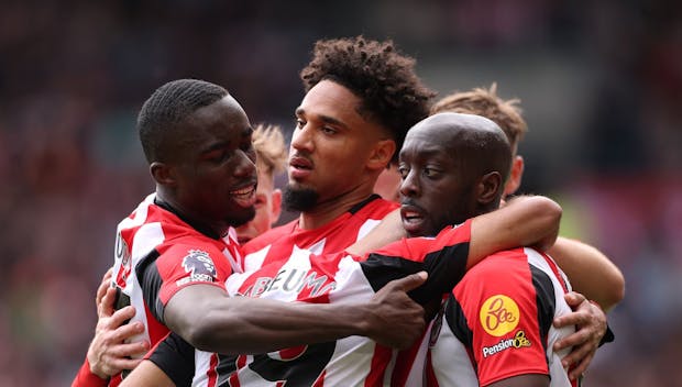 BRENTFORD, ENGLAND - MAY 04: Kevin Schade of Brentford celebrates scoring his team's second goal during the Premier League match between Brentford FC and Manchester United FC at Brentford Community Stadium on May 04, 2025 in Brentford, England. (Photo by Alex Pantling/Getty Images)