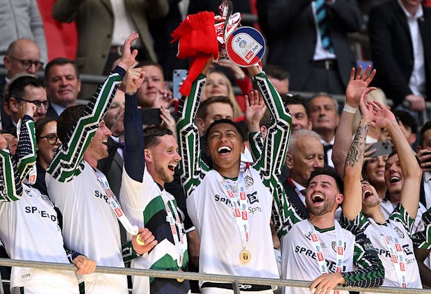 (Mike Hewitt/Getty Images)